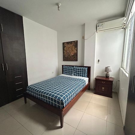 Departamentos De 2 Y 3 Habitaciones En El Centro De Manta Zewnętrze zdjęcie
