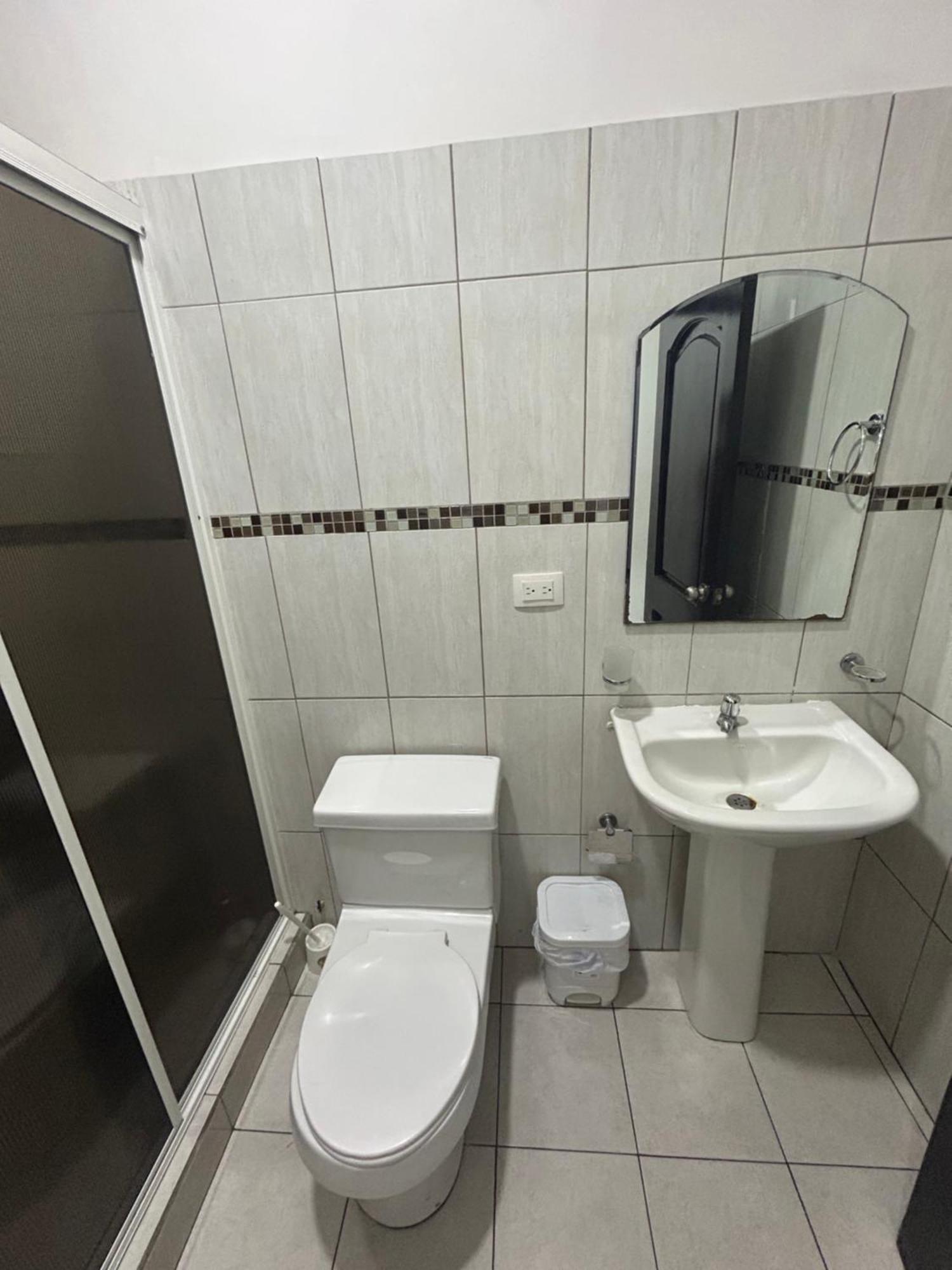 Departamentos De 2 Y 3 Habitaciones En El Centro De Manta Zewnętrze zdjęcie