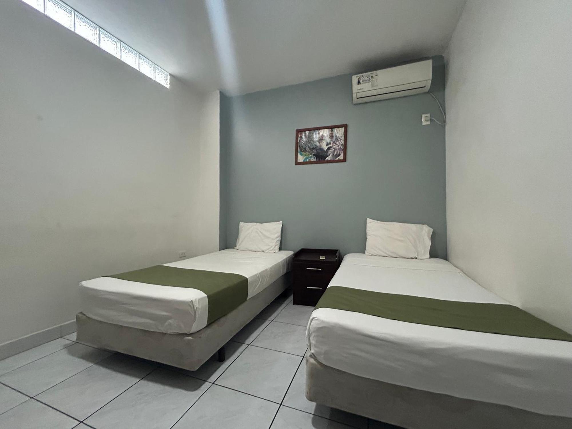 Departamentos De 2 Y 3 Habitaciones En El Centro De Manta Zewnętrze zdjęcie