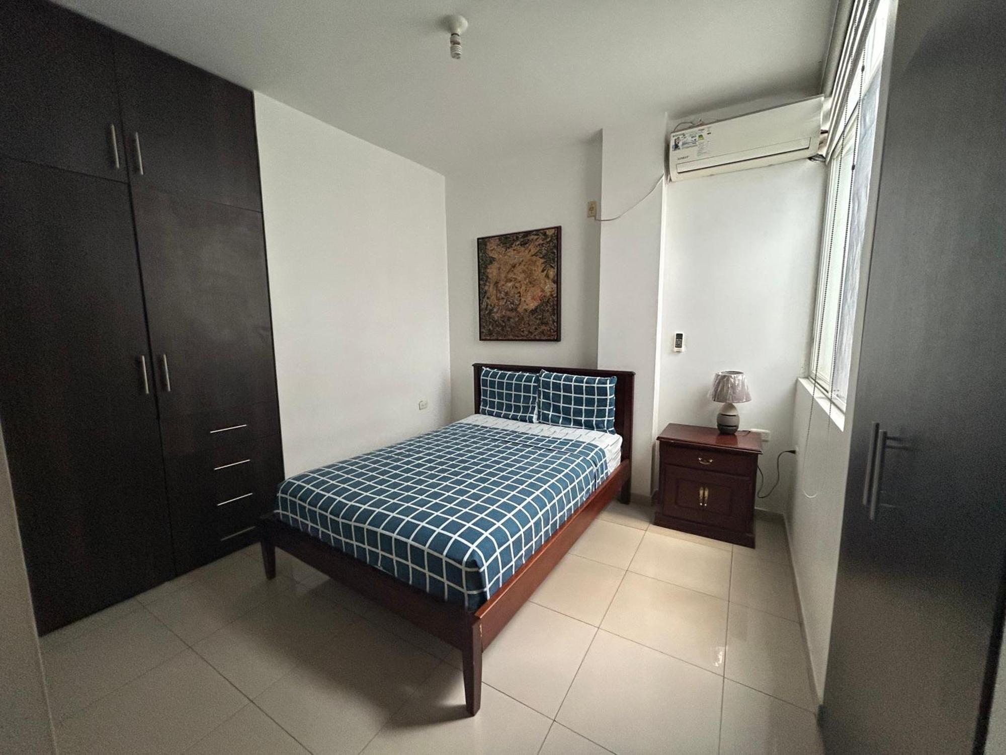 Departamentos De 2 Y 3 Habitaciones En El Centro De Manta Zewnętrze zdjęcie